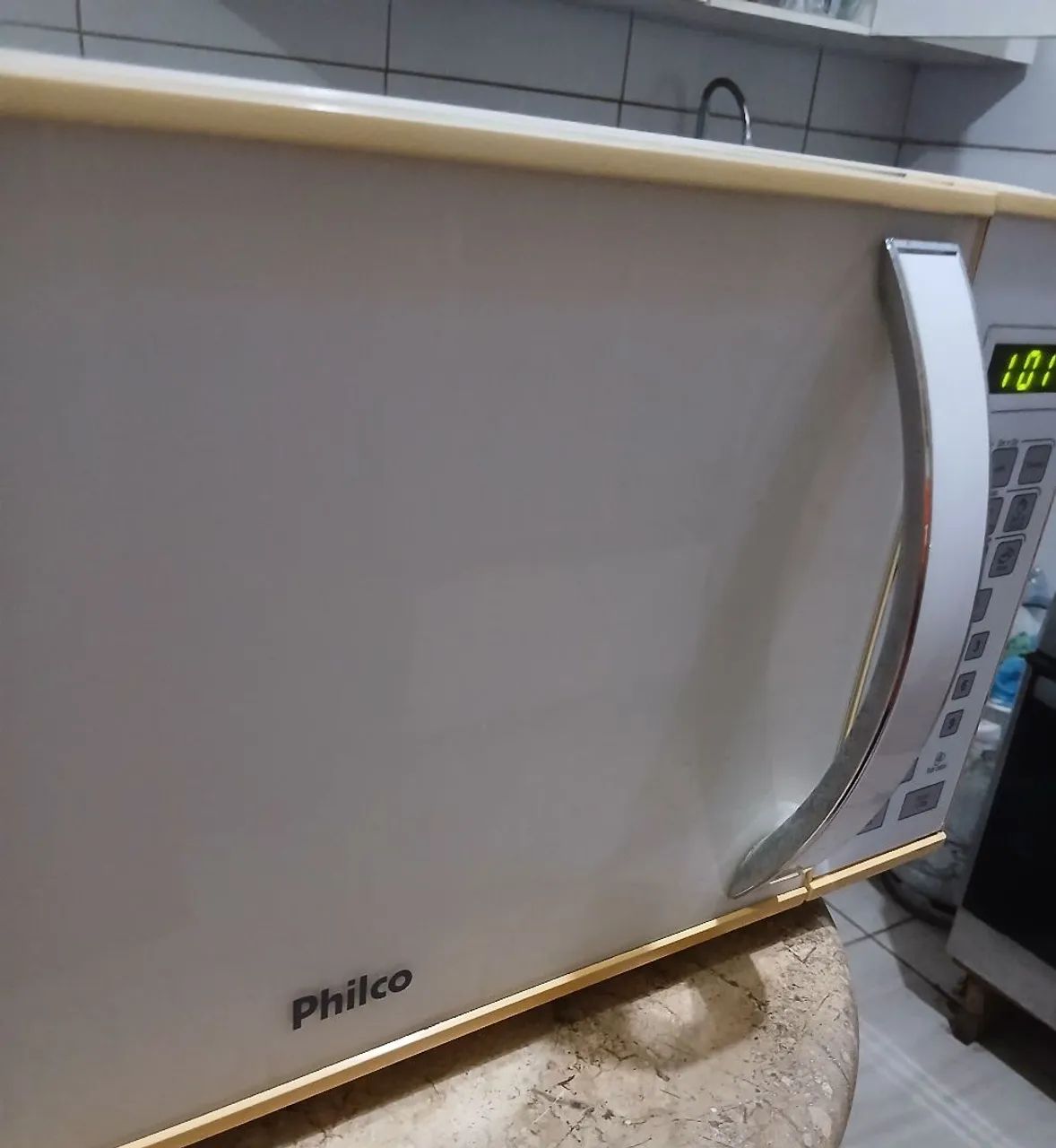 Micro-ondas Philco 20L 