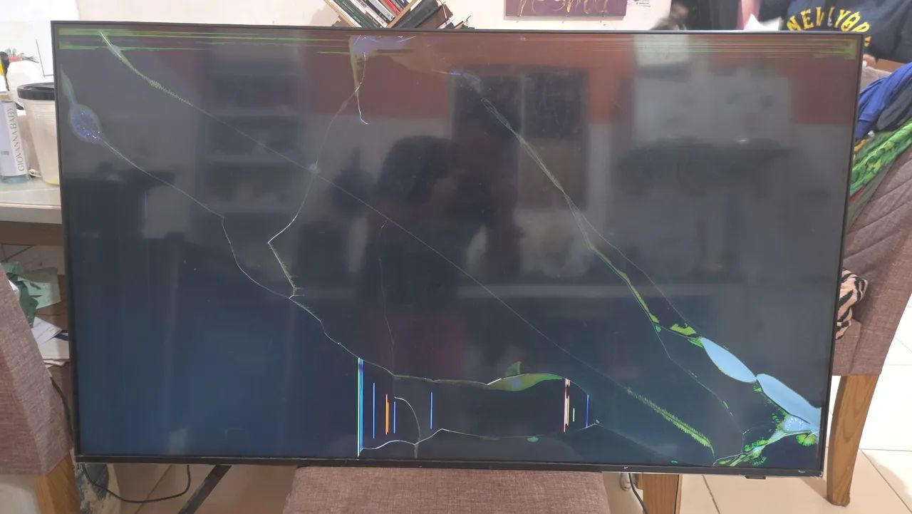 Smart TV 50p para sucata - Foto 4