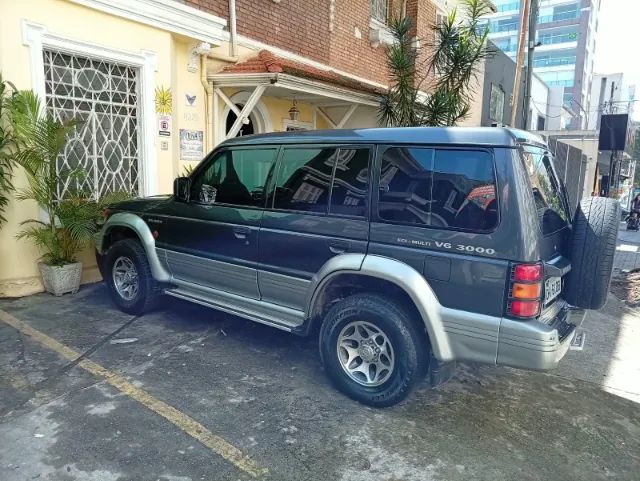 Mitsubishi Pajero GLS 3.0 V6 4P Aut. 1996
