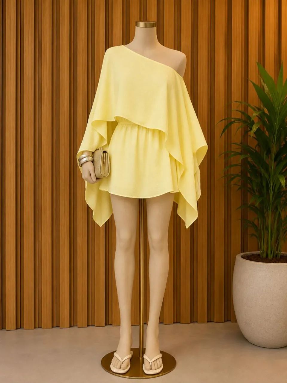 Conjunto Amarelo Bata, TOP e Short Saia - Foto 2
