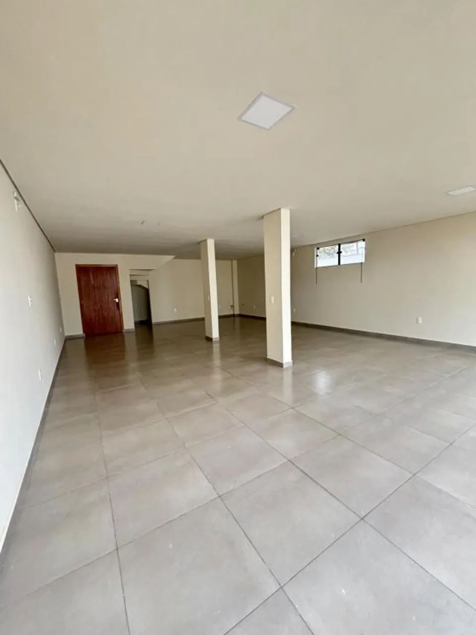 SALA no VILA NOVA com 0 quartos para LOCAÇÃO, 84 m² - Foto 2