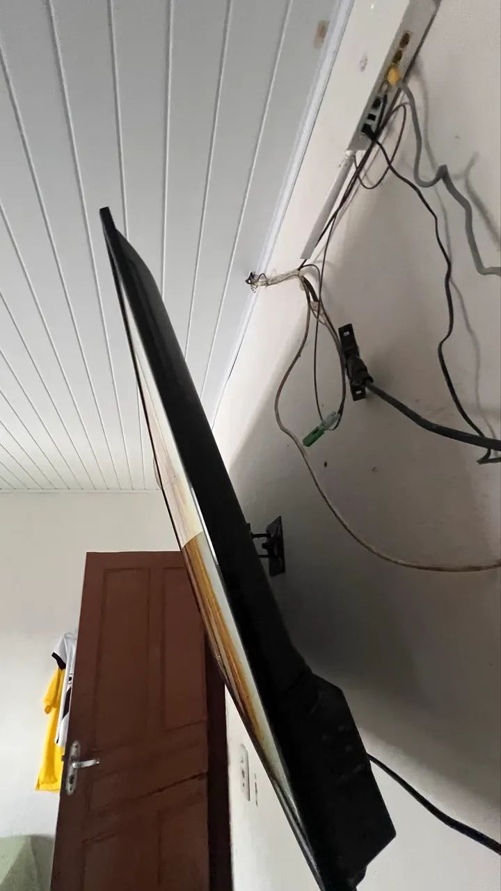 TV smart - não tem defeito  - Foto 5