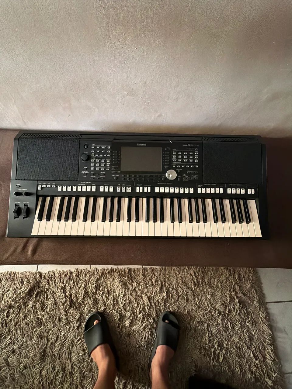 Teclado Yamaha psr s975 - Foto 2