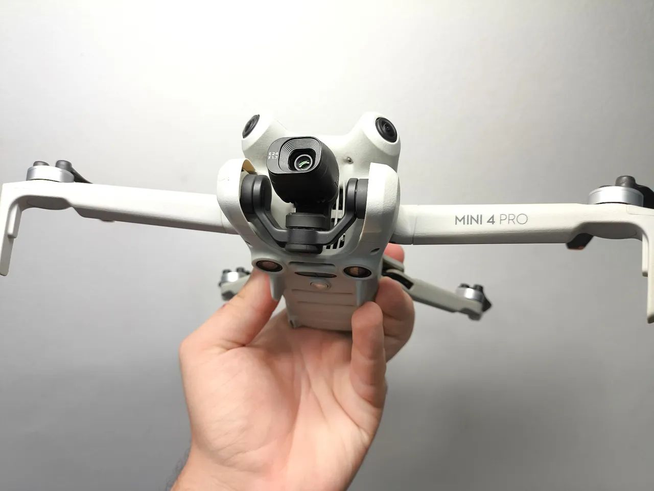 Drone Dji mini 4 pro combo fly more plus com tela 