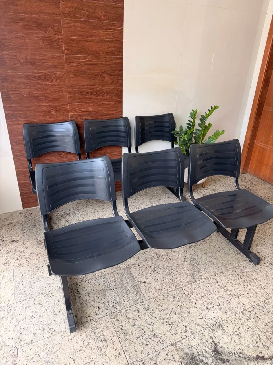 Cadeiras Longarina  - Foto 2