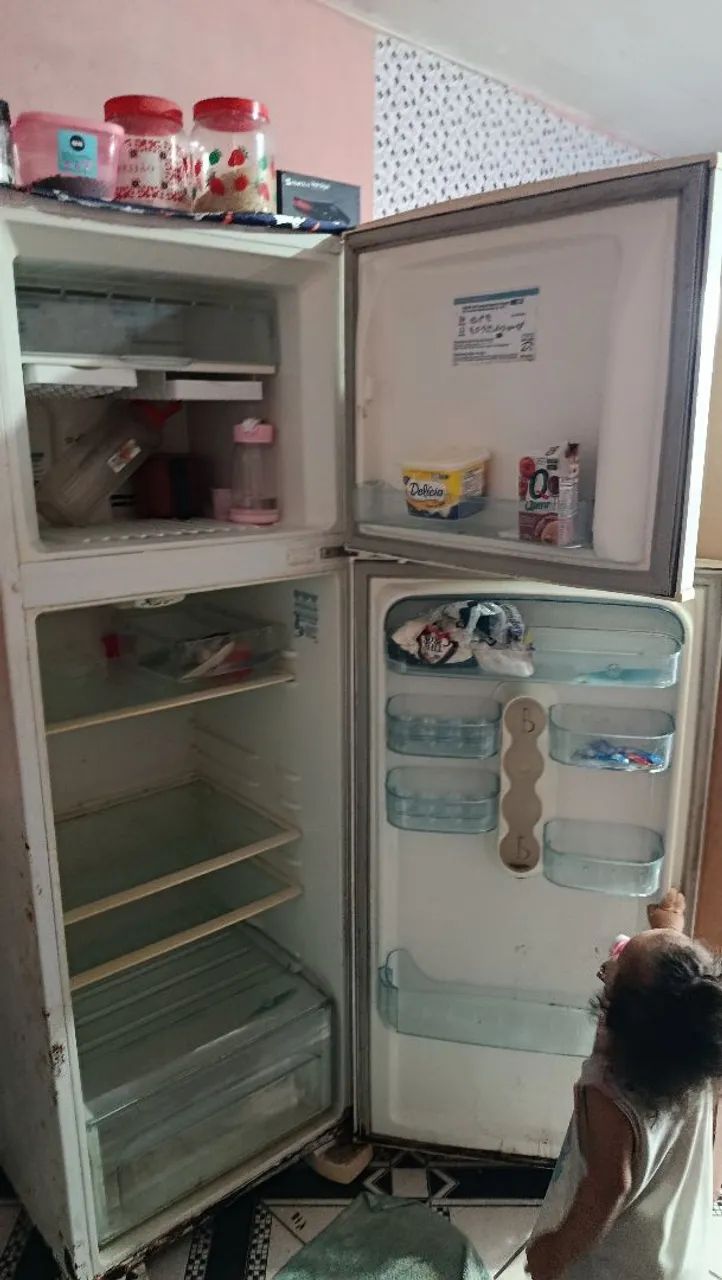 Geladeira Eletrolux  - Foto 2