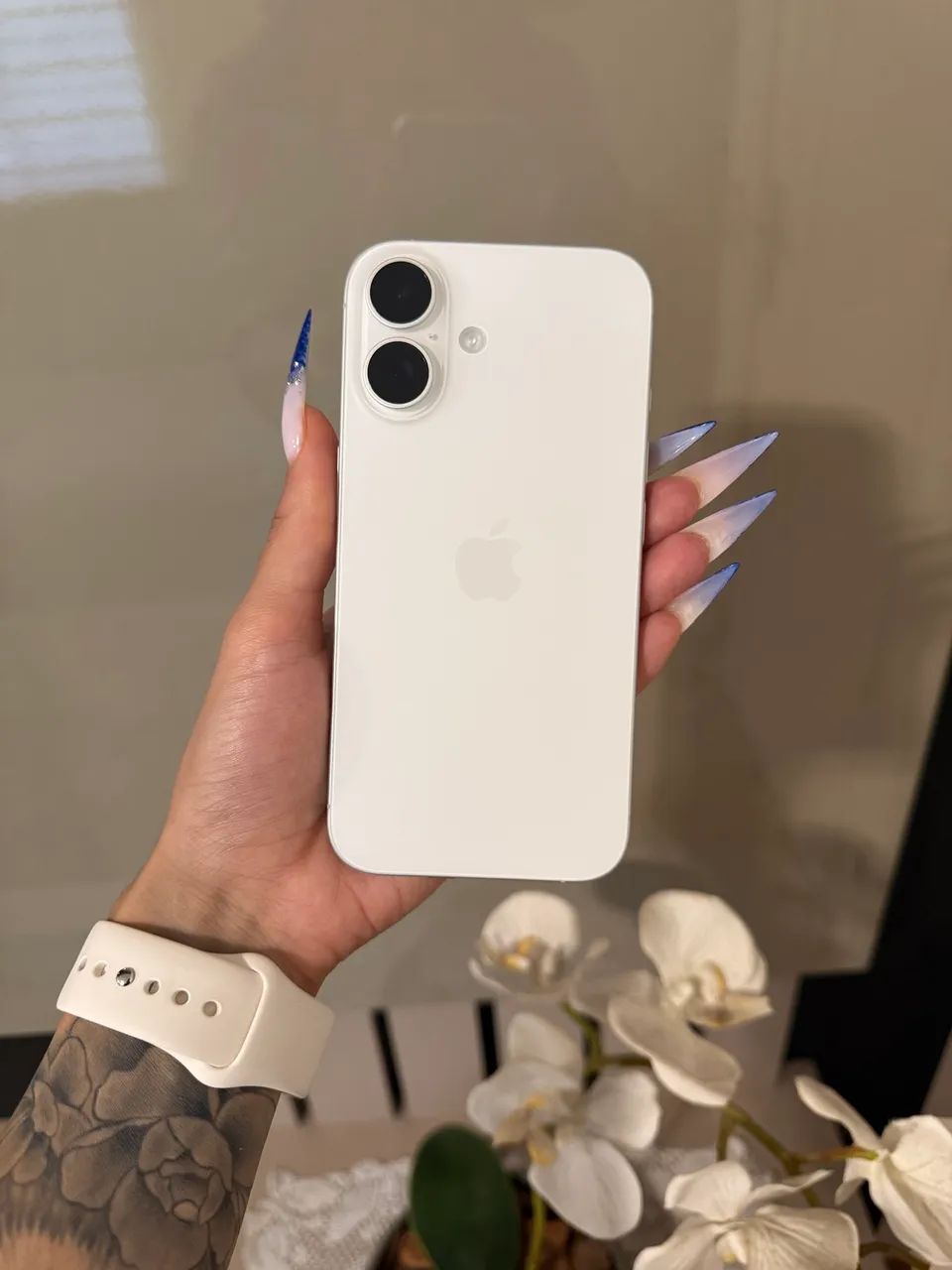 iPhone 16 128gb Branco IMPECÁVEL 