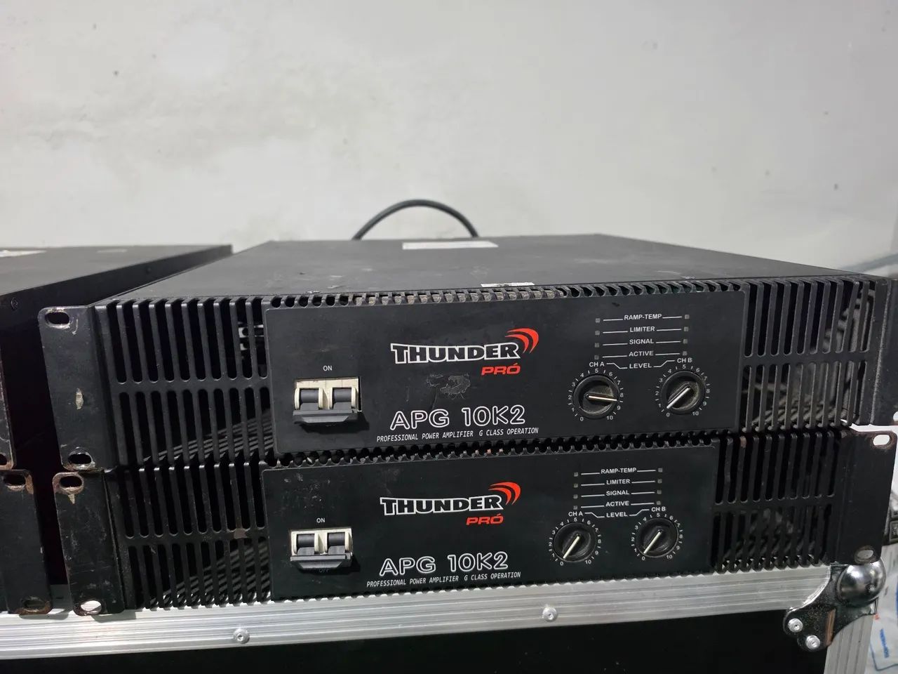 Amplificador THUDERLIGHT APG 10K2