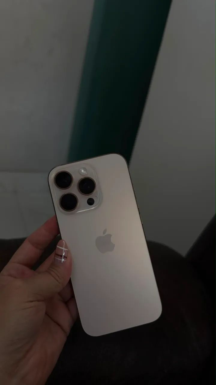 iPhone 16 pro  - Foto 2