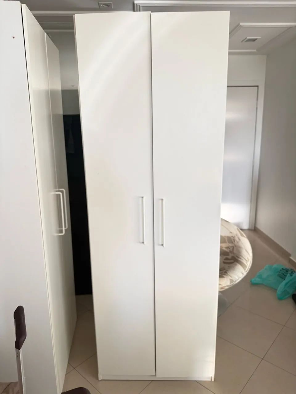 guarda roupa branco tock stock