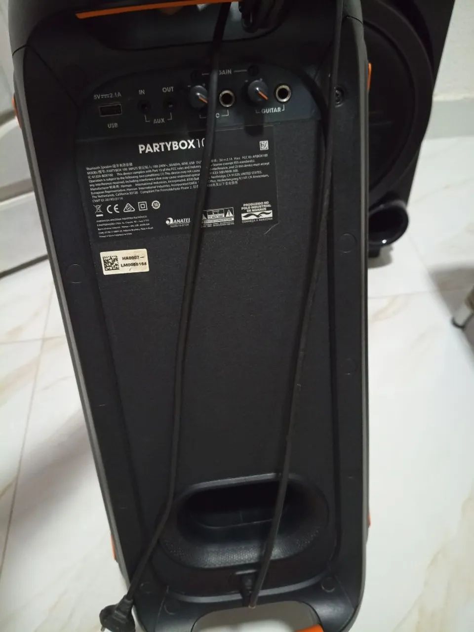 Vendo caixa de som partybox 100 JBL  - Foto 2