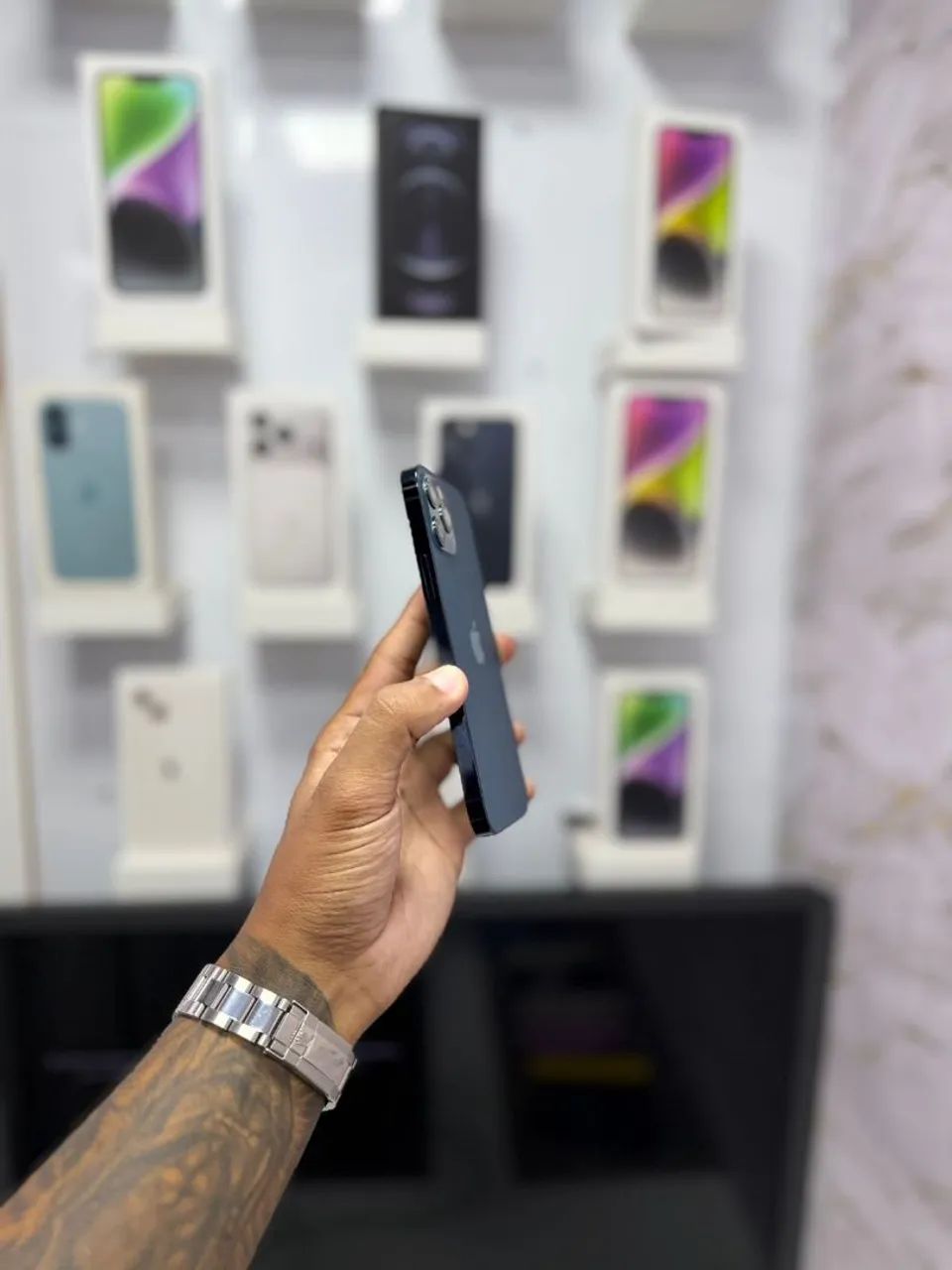 IPHONE 12 PRO 128GB<br>R$ 1.899,00 - Foto 2