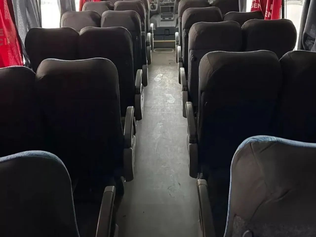 Micro Ônibus Marcopolo Volare V8L - Ano 2014 - Foto 11