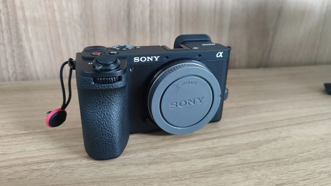 Câmera sony a6700