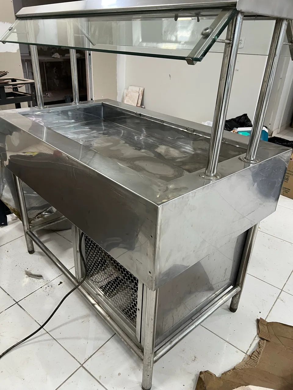 Pista Resfriada para Saladas - Foto 4