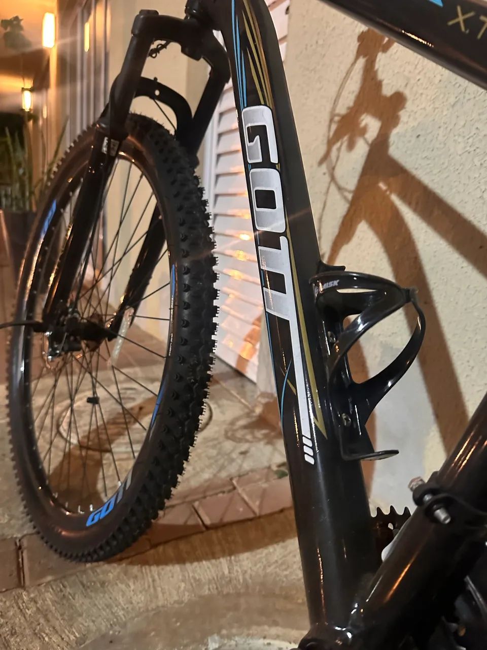 Bicicletas pouco usadas