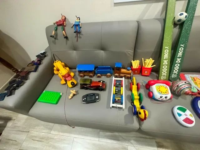 brinquedos antigos colecionáveis.  - Foto 2