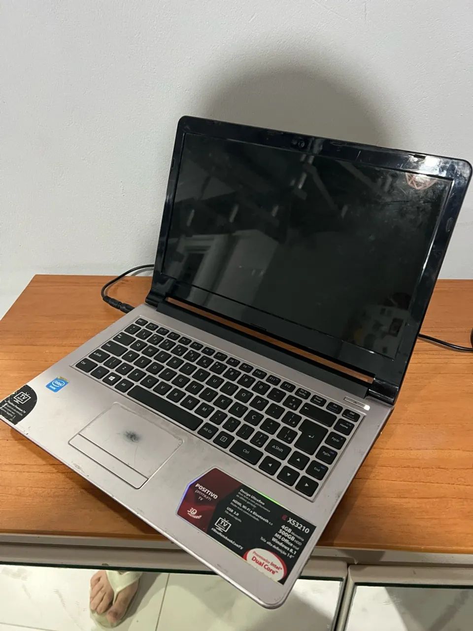 Notebook positivo leia o anúncio 