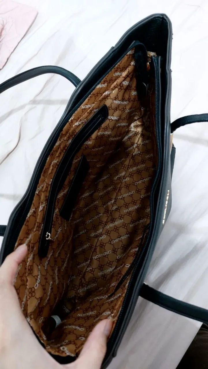Vende-se bolsa Chenson feminina preta - Foto 2