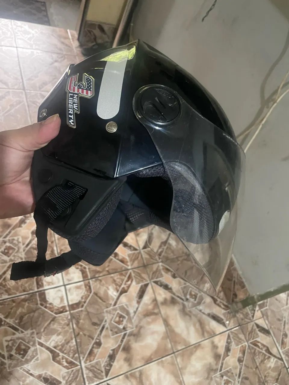 Capacete