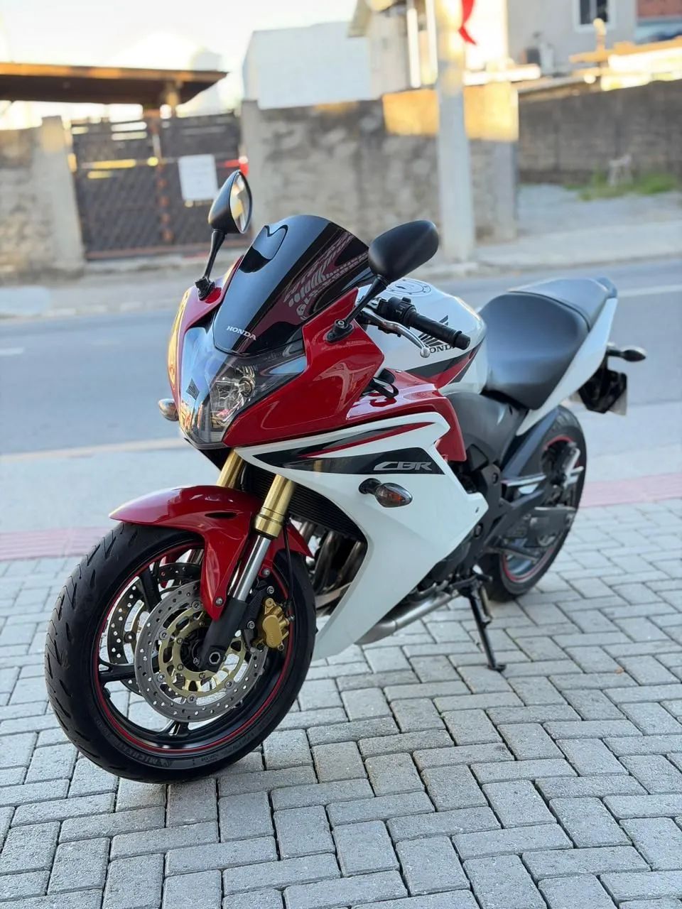  Honda Cbr 600f 2013 - Foto 2