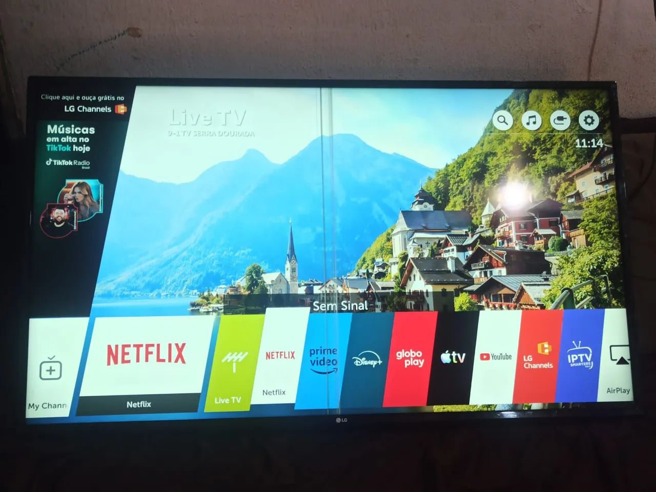 Tv 49 polegadas smart 4k LG funcionando tudo perfeitamente com controle deta como esta - Foto 4