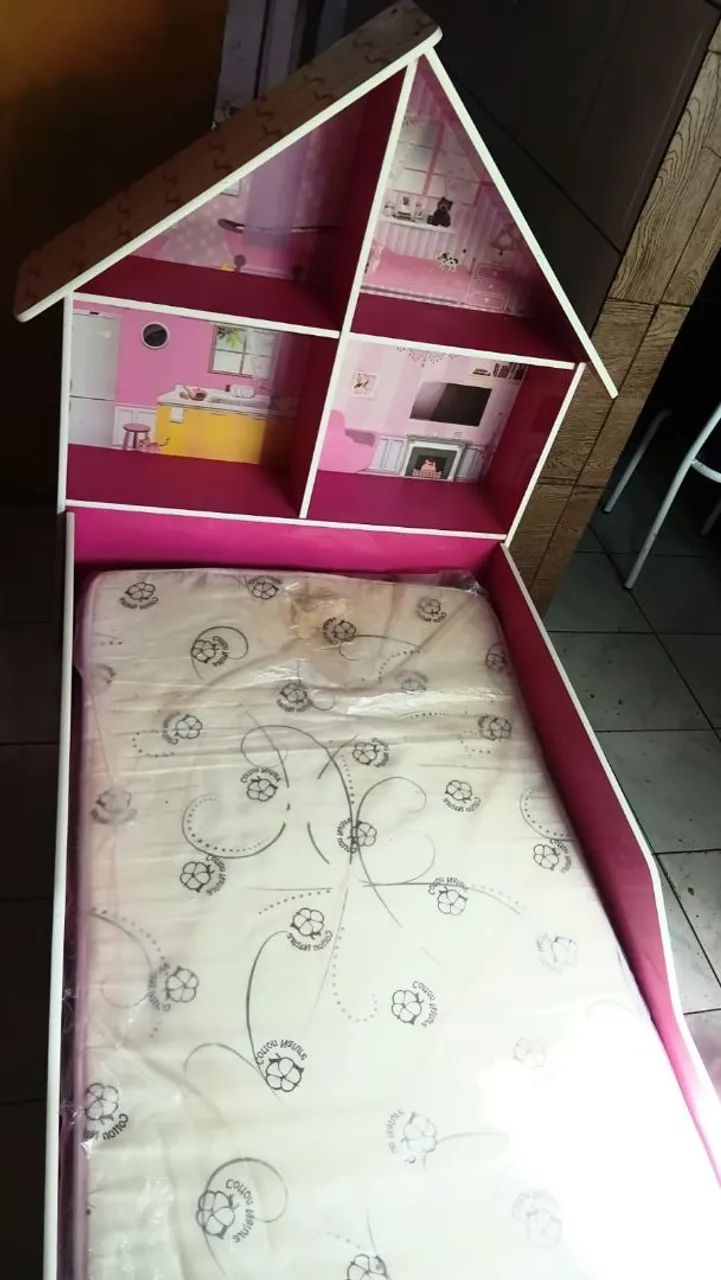 Cama rosa + colchão  - Foto 4