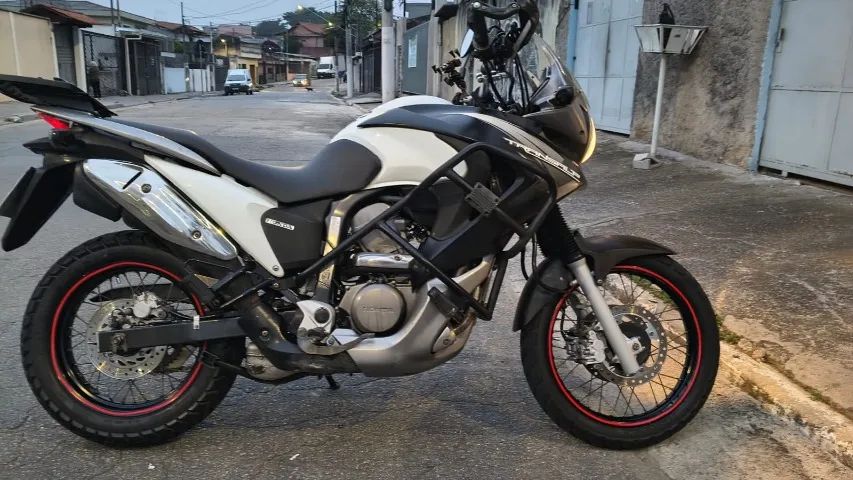 TRANSALP HONDA 700 2014 - Foto 5