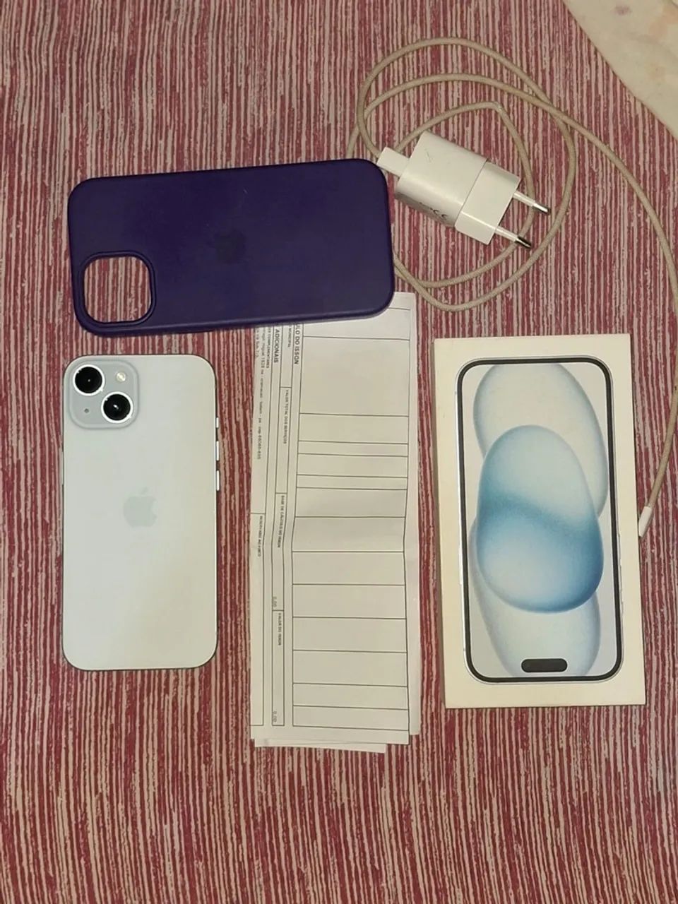 iPhone 15 256GB