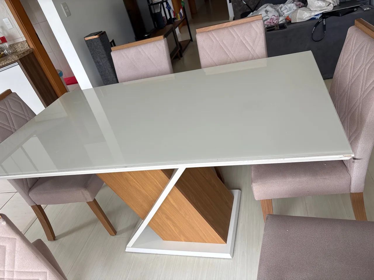 Mesa de jantar com 6 cadeiras - Foto 2