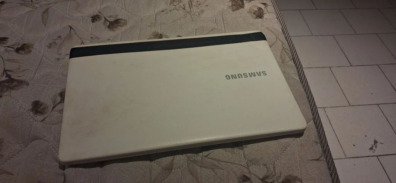 Vendo notebook Samsung  - Foto 2