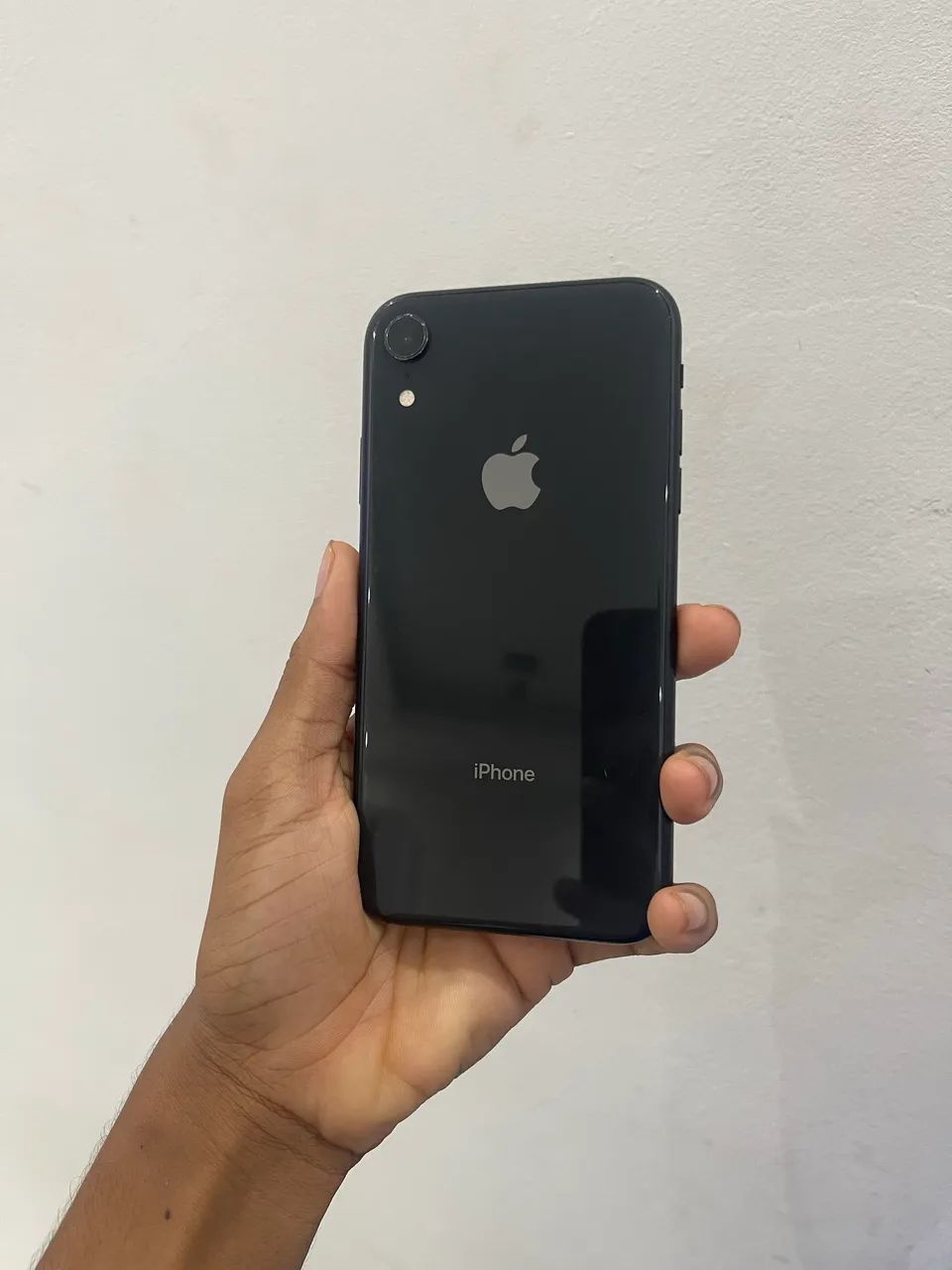 Iphone Xr usado 64GB Com detalhes.  - Foto 5