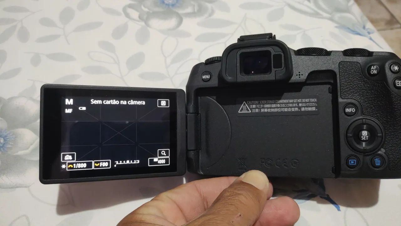 Câmera Canon EOS R8 RF - Foto 3