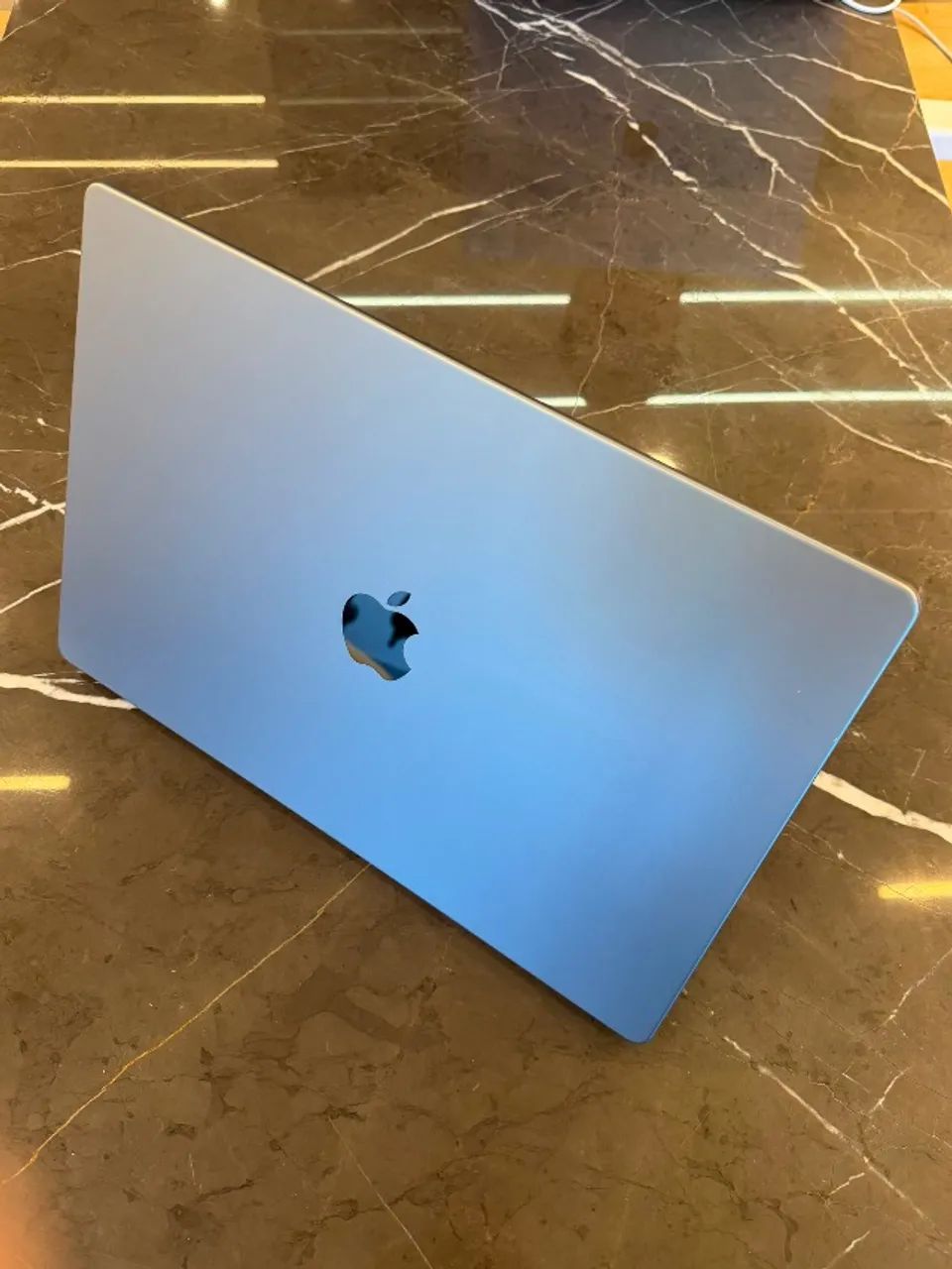 MacBook Pro 2023 - 16" - M2 Pro - 16gb 512GB - Foto 2