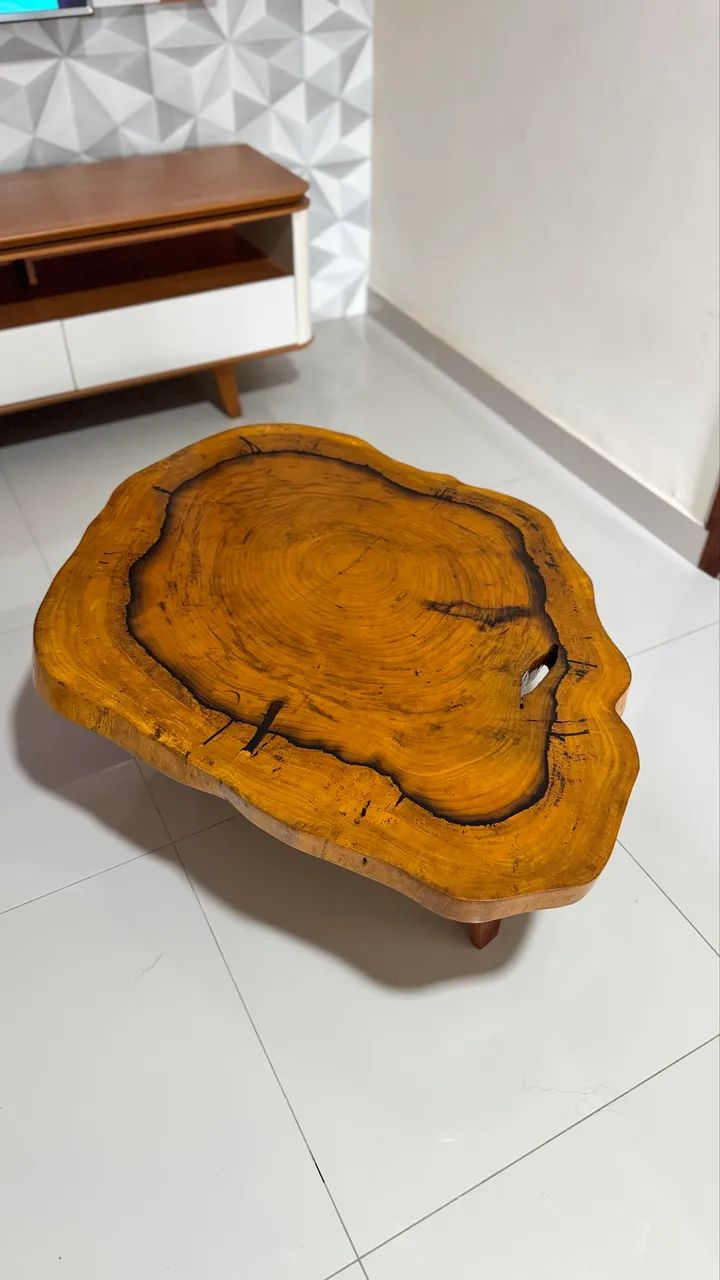 Mesa De Centro Orgânica - Madeira Maciça  - Foto 4