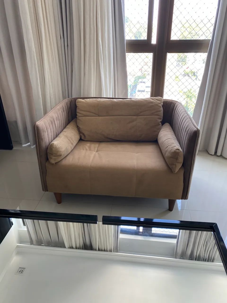 Poltrona Sala de Estar - Foto 2