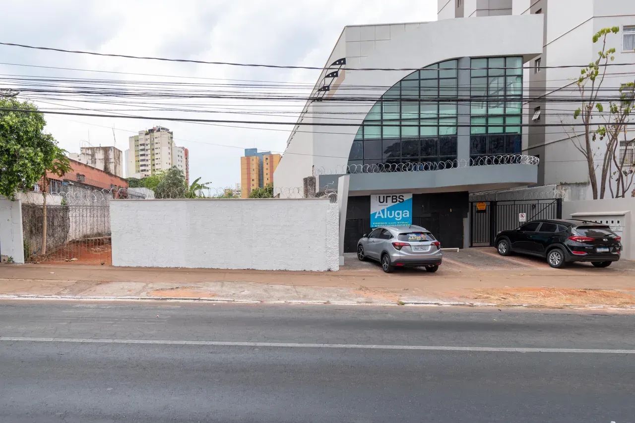 Prédio Comercial para Locação na Rua 10  Divisa Setor Central / Setor Sul