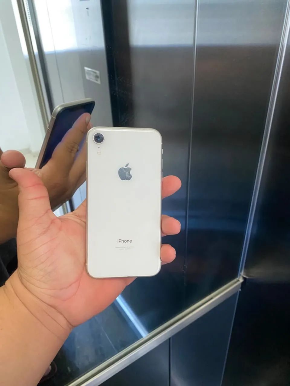 iPhone XR 
