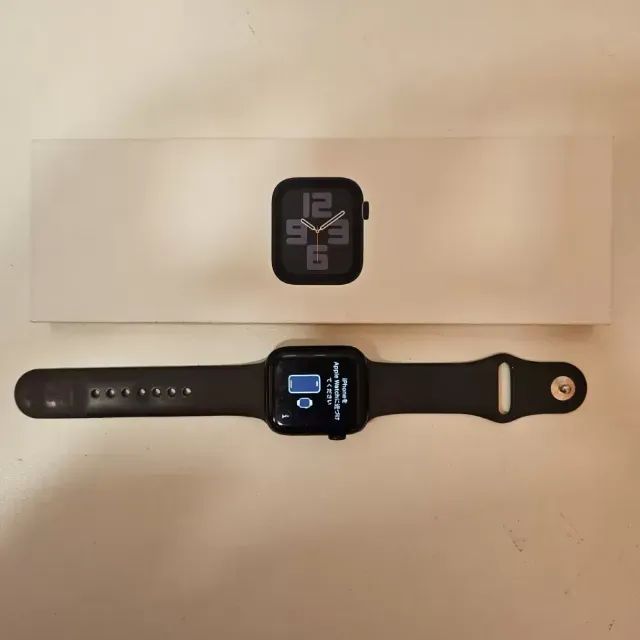 Apple Watch SE Gen 2 (GPS) - 44mm