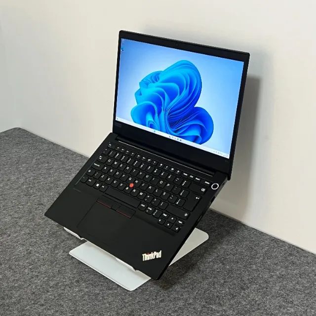 Notebook Lenovo ThinkPad, i5 de 10th, 8gb de RAM, 256gb de SSD e Tela de 14?