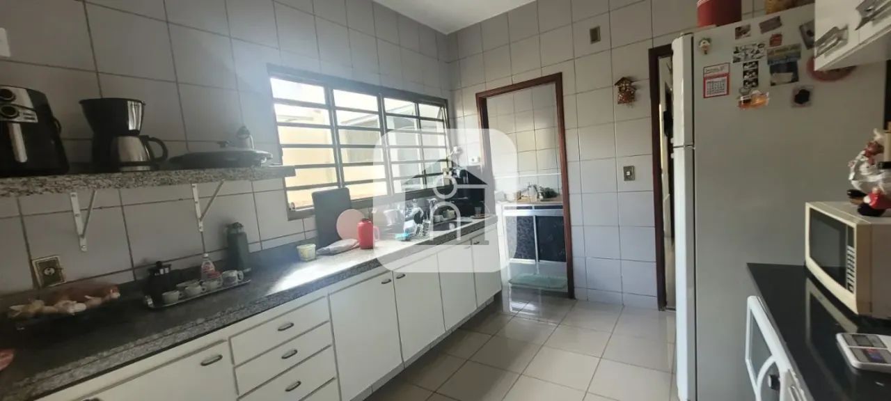Sobrado a Venda no Bairro Centro - Foto 4