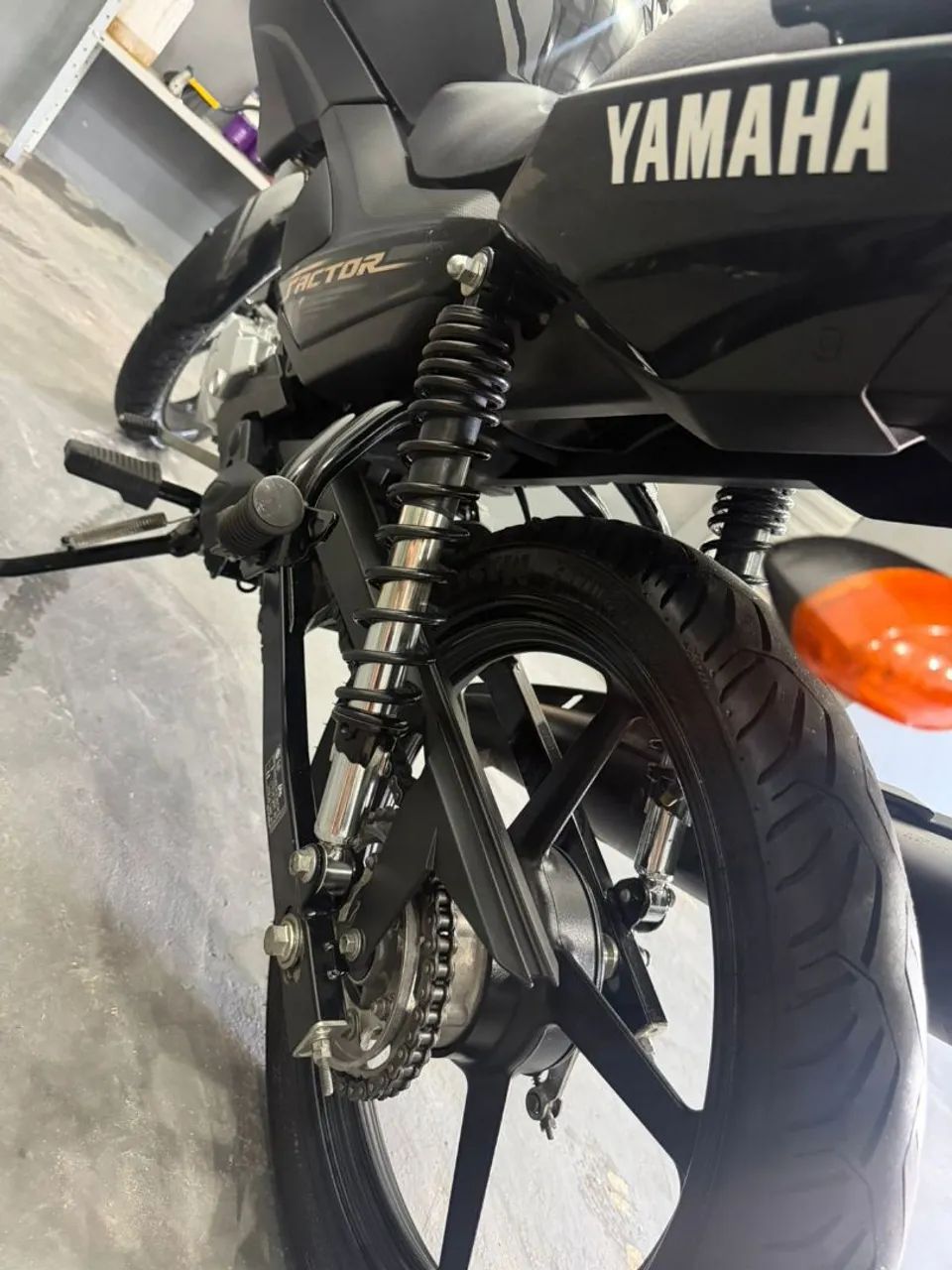 Yamaha factor 2025  - Foto 2