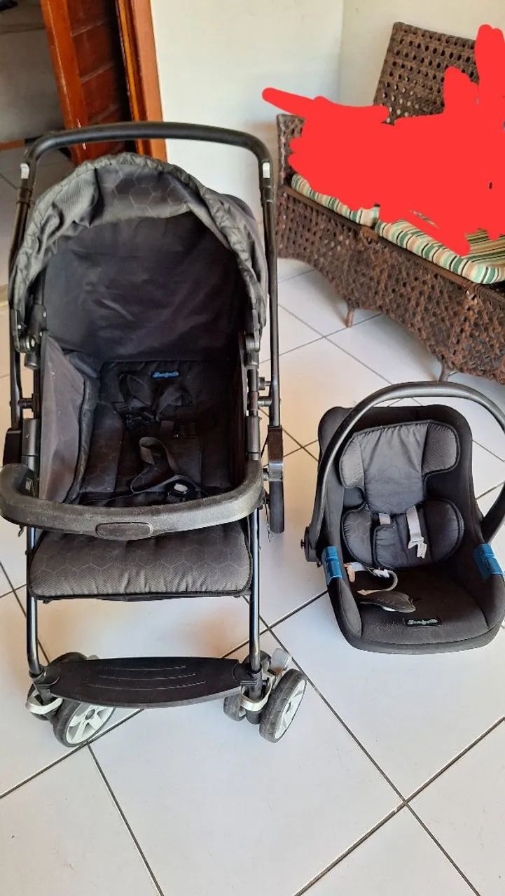 Conjunto Burigotto (carrinho e bebê conforto)
