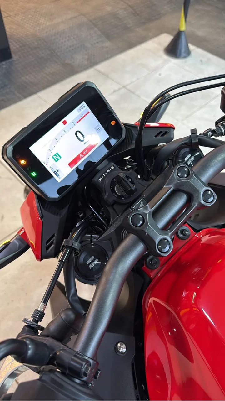 HORNET 500cc ABS (2026) - Foto 2