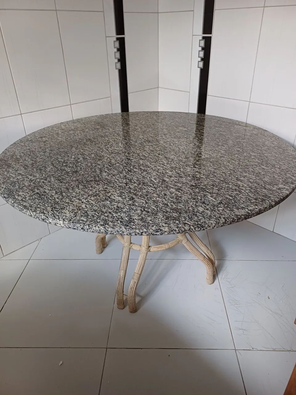 Mesa de jantar em granito  - Foto 5