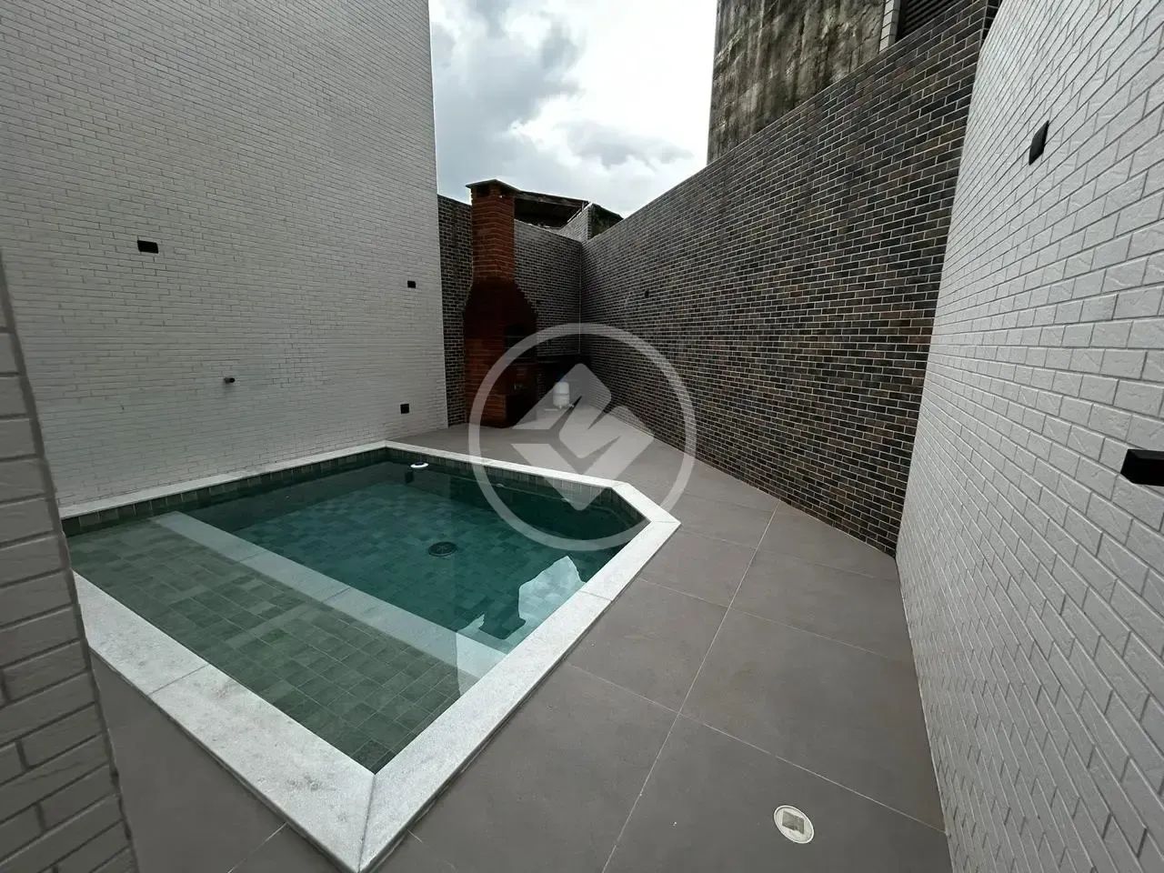 Casa Sobreposta Térrea - 03 Quartos - Aparecida - Santos codigo: 359871