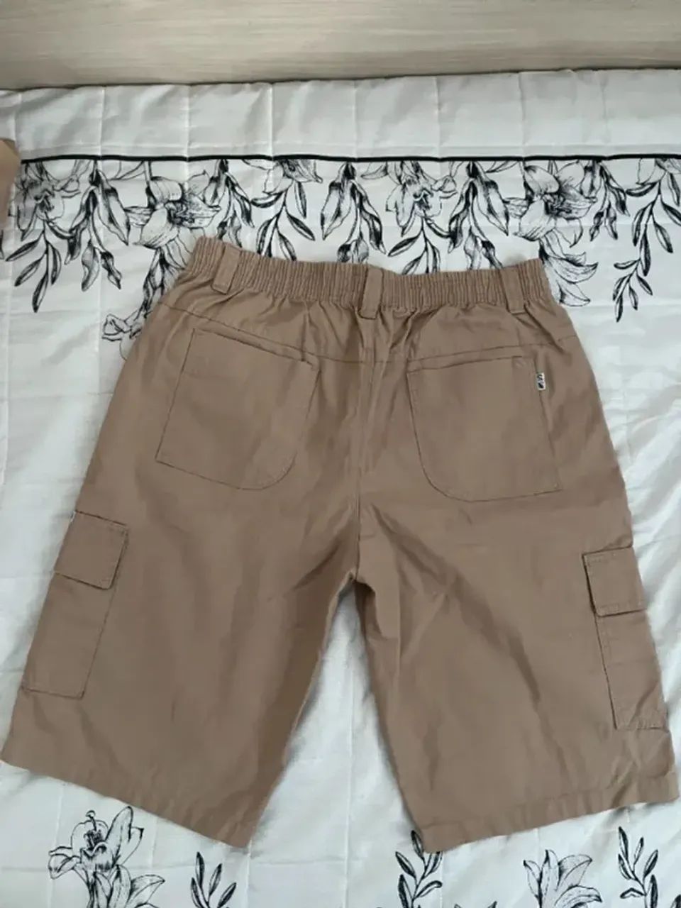 Vendo bermuda tamanho GG - Foto 2