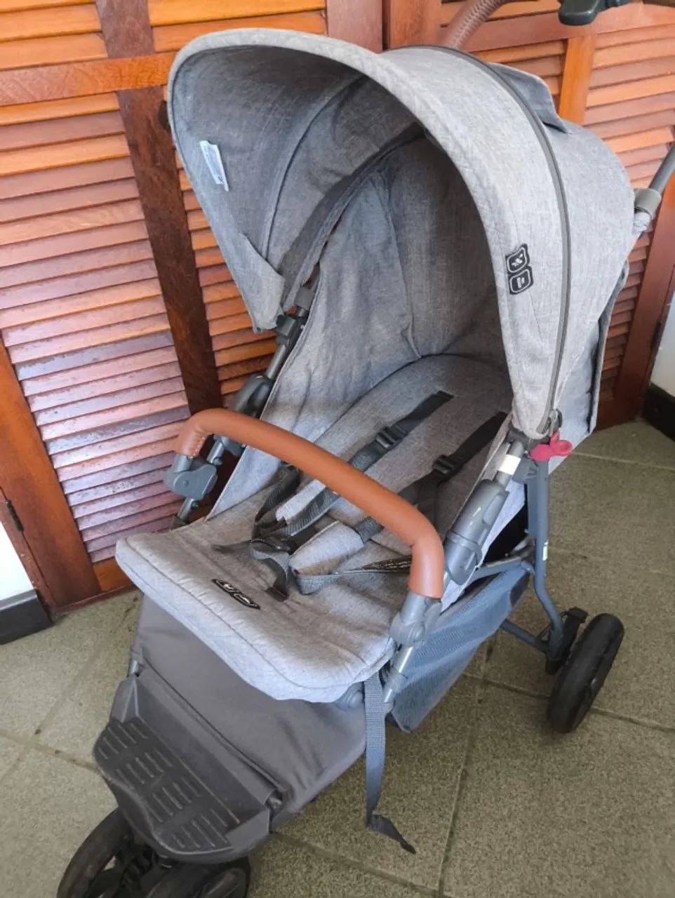Carrinho de Bebê 3 Rodas Premium - Estilo Jogger (Estado de Novo!) - Foto 3
