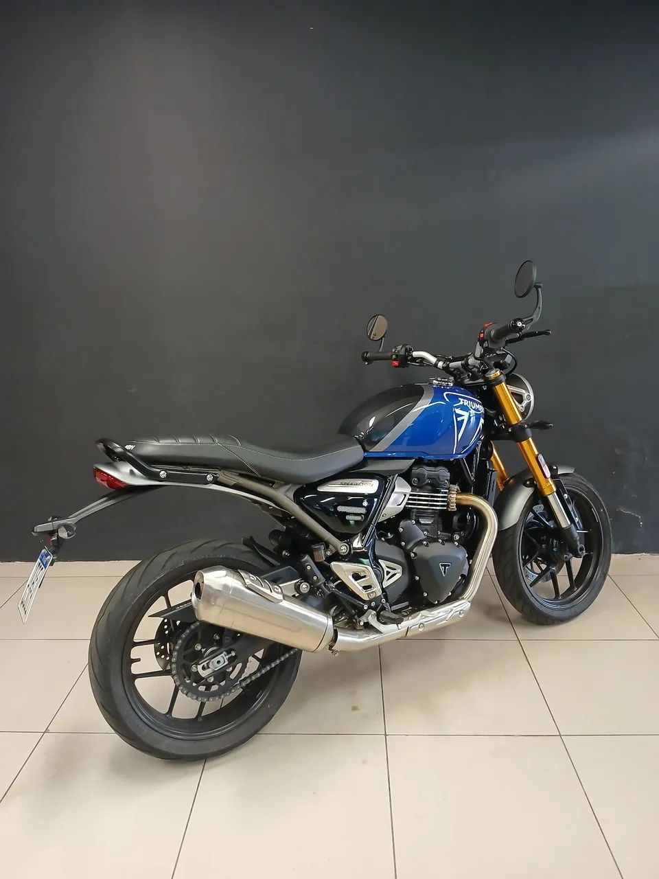 TRIUMPH SPEED 400 - Foto 4