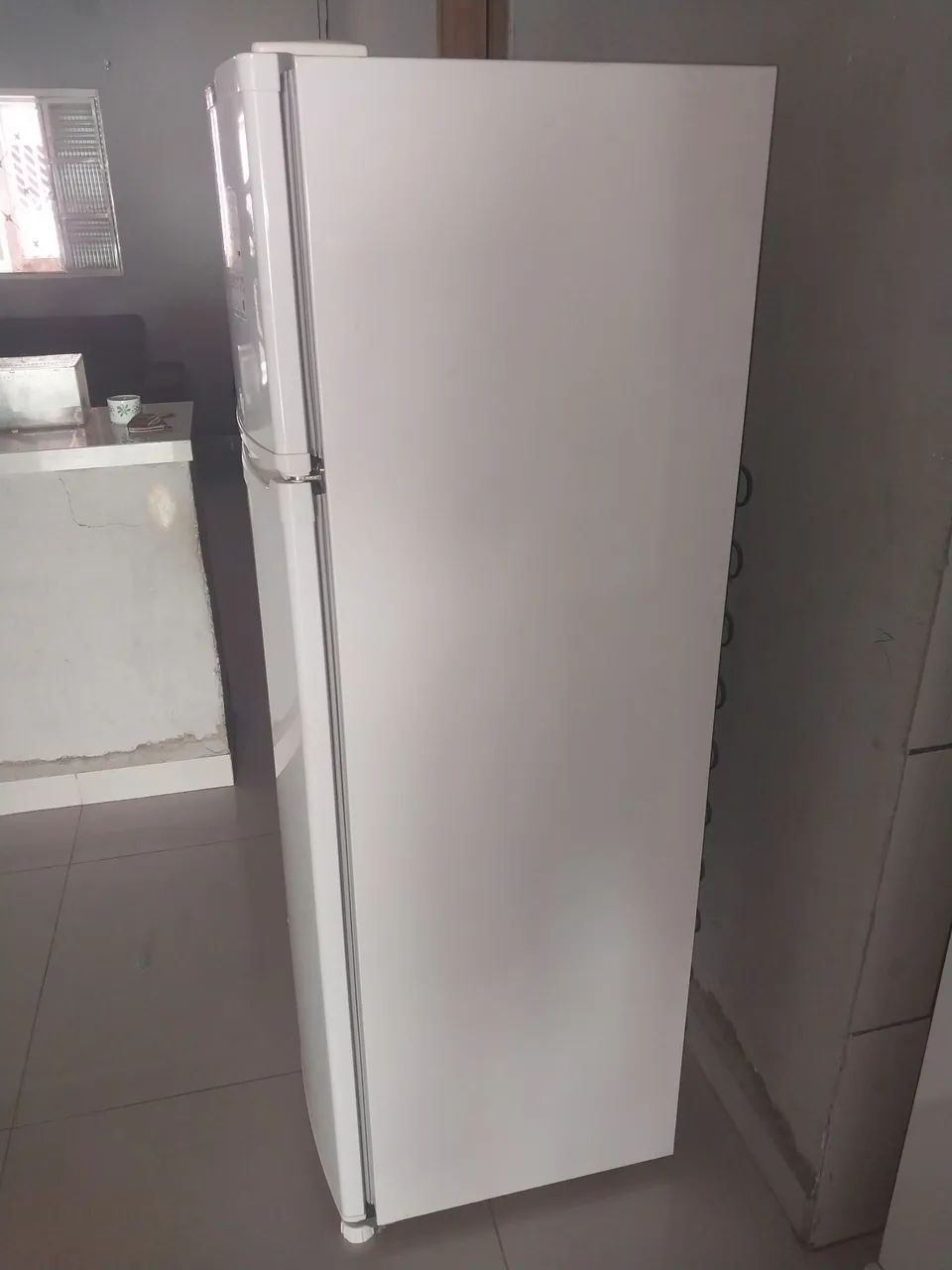 Geladeira semi-nova 3 meses de uso - Foto 2